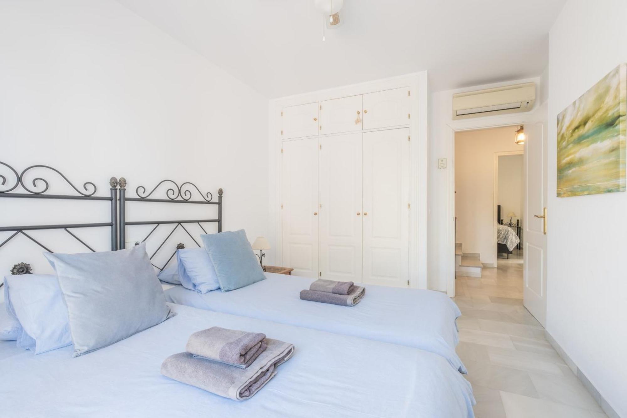 Aljamar 24 Comfortable House Near Burriana Beach Nerja Dış mekan fotoğraf